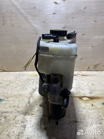 Главный тормозной цилиндр Mercedes W211 V25