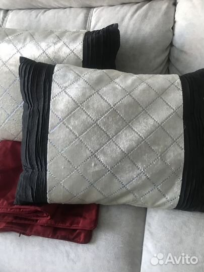 Декоративные подушки (2) + 2 наволочки IKEA