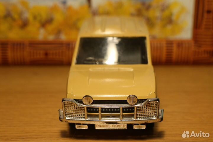 1/25 Bburago Range Rover #0112 (Italy)