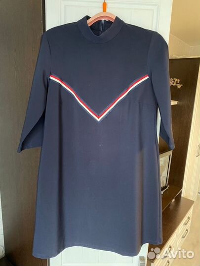 Платье Stradivarius