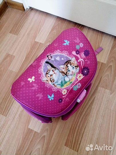 Школьный ранец