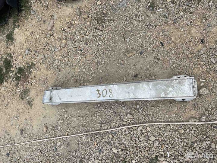 Усилитель переднего бампера peugeot 308