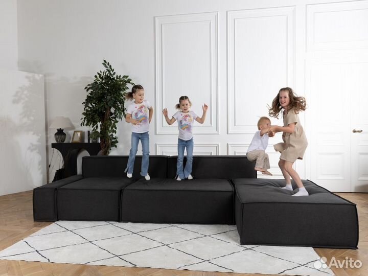 Диван прямои 4400х1700 мм