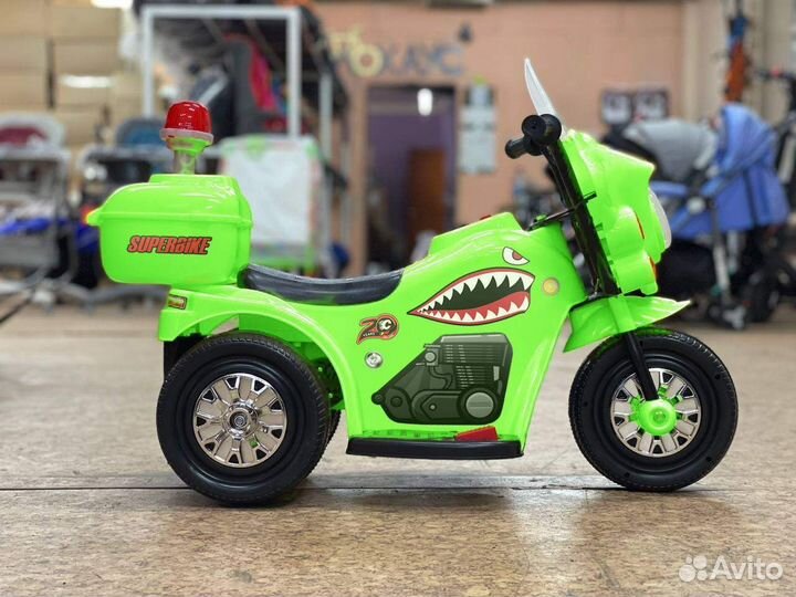 Детский трехколесный мотоцикл