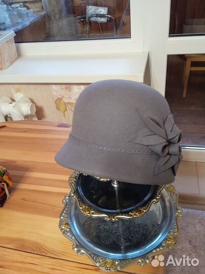 Шляпка фетровая женская