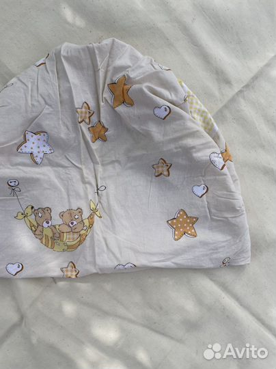 Простынь на резинке в детскую кровать