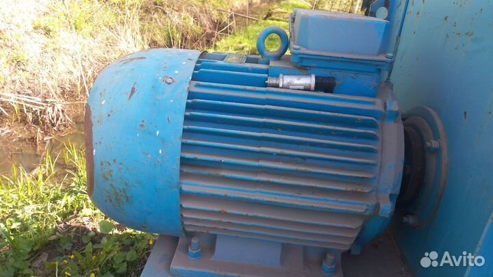 Продам Электродвигателя