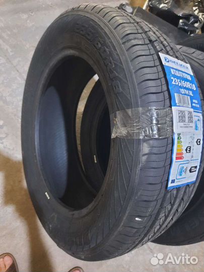 Delmax UtilityPro 235/60 R18 107H