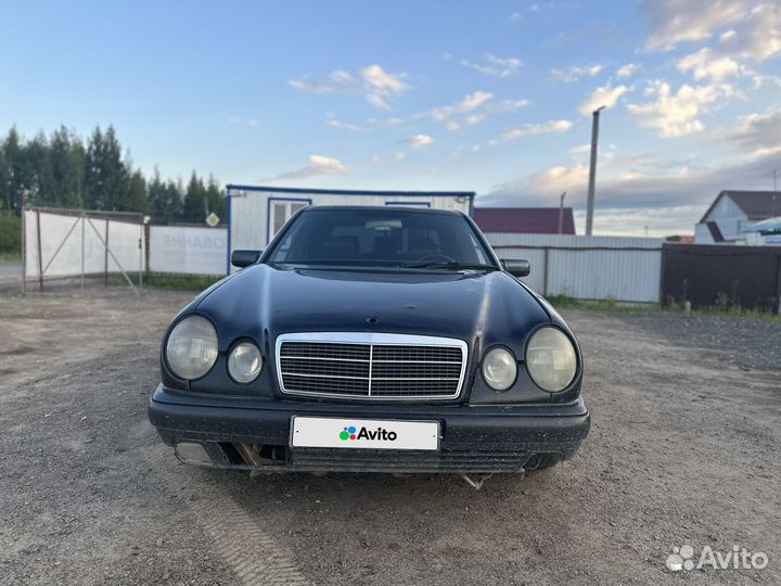 Mercedes-Benz E-класс 4.2 AT, 1996, 200 000 км
