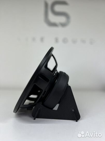 Мидбасы 16 Black Hydra