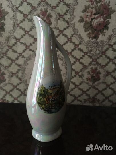 Кувшин фарфоровый