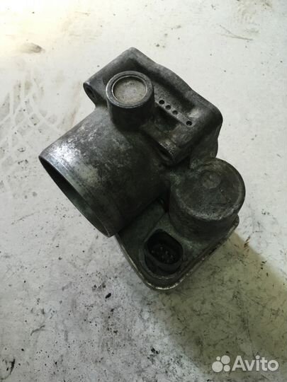 Дроссельная заслонка 036133062M Golf lV 1.6