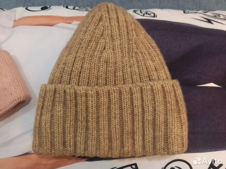 Шапка вязанная женская