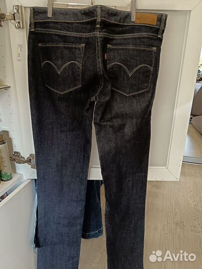 Джинсы женские levis demi curve 28/34, оригинал