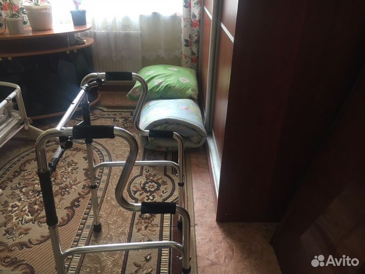 Ходунки для взрослых