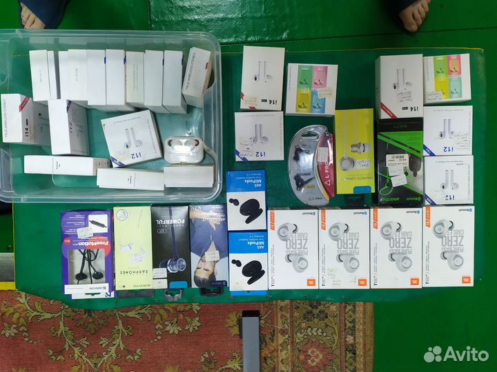 Блютуз наушники JBL и другие (под ремонт)