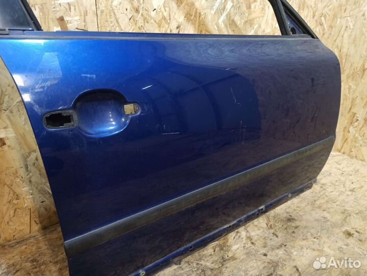 Дверь передняя правая Volkswagen Passat B5+