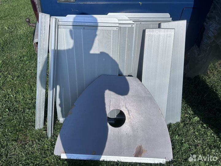 Моторная лодка и мотор