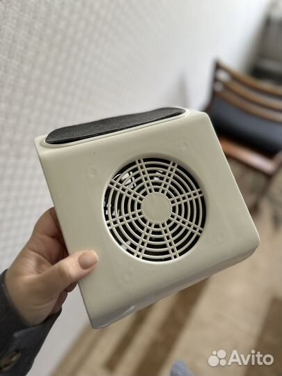 Подставка для рук маникюрная, пылесос для маникюра