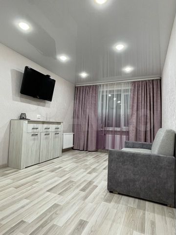 2-к. квартира, 46 м², 1/3 эт.