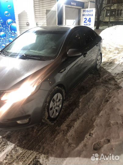 Kia Rio 1.4 AT, 2015, 120 000 км