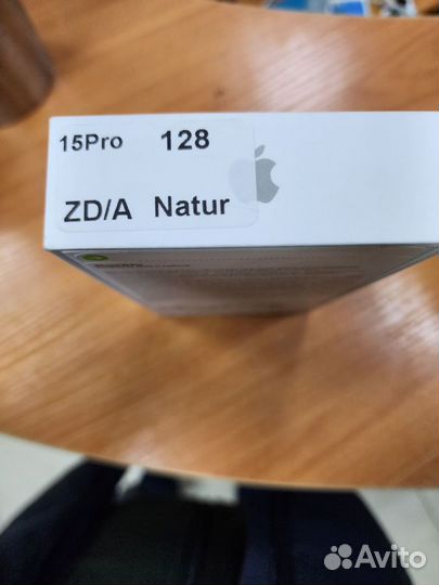 iPhone 15 Pro, 128 ГБ