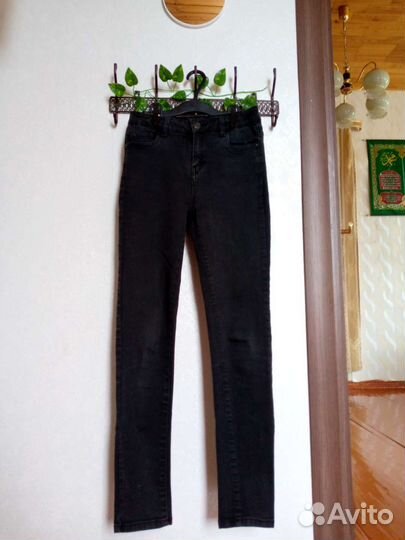 Джинсы ostin