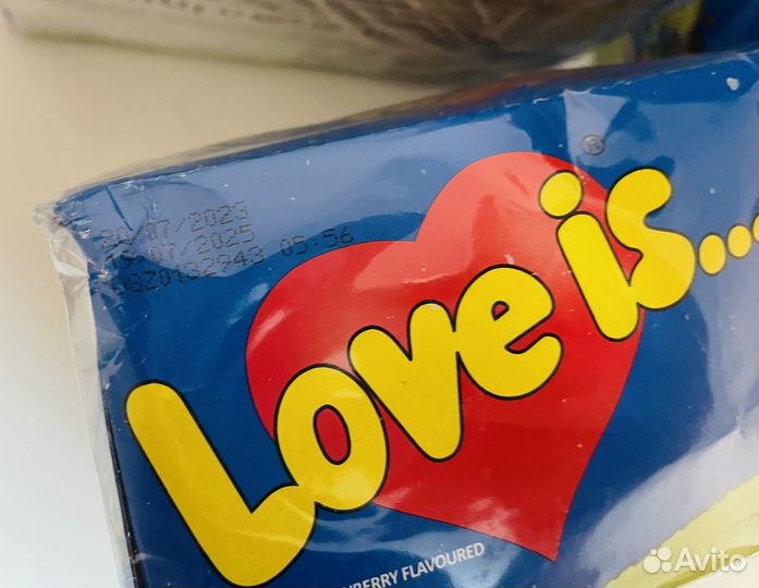 Жвачка love is из 90-х коробка 100 шт