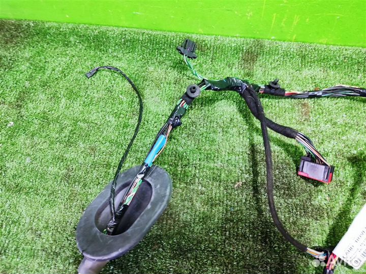 Проводка двери задней левой Land Rover Discovery