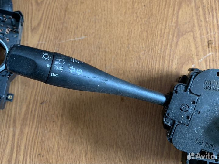 Подрулевой переключатель Nissan Almera N15