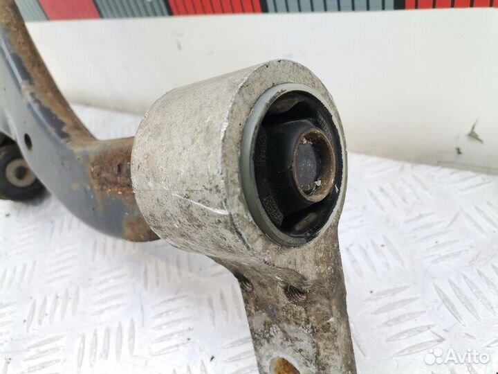 Рычаг передний правый для Ford Fiesta 5 1212807