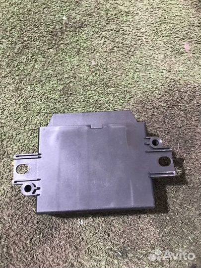 Блок PDC (парктроник) Audi A8 D3 BVJ 4.2 FSI 2007