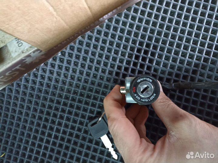 Замок зажигания для мопеда скутера