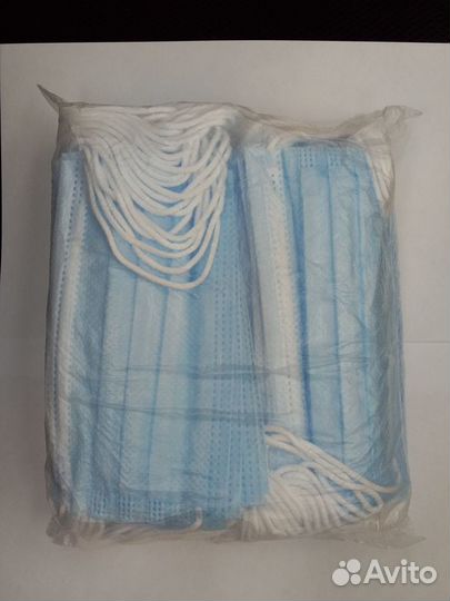 Маска трехслойная