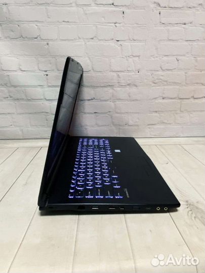 Игровой ноутбук MSI GL62M 7RDX GTX 1050