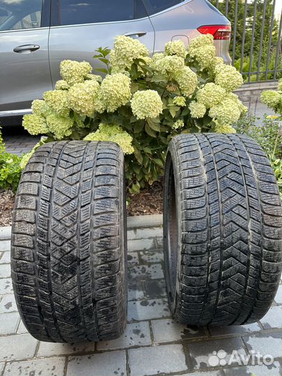 Pirelli Winter Sottozero 3 275/35 R19 V