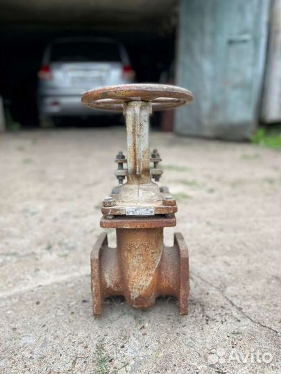 Задвижка для водной системы