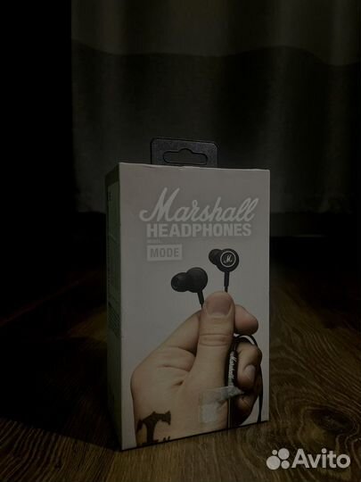 Проводные наушники