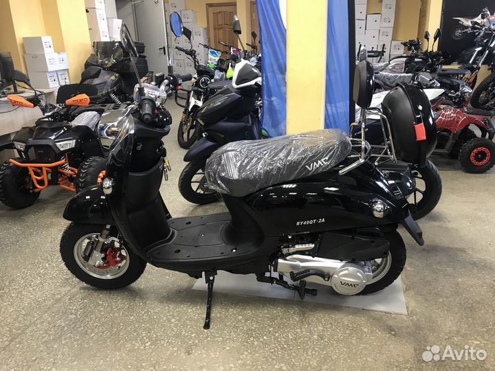 Скутер Vento Retro BY49QT-2A 49 см3