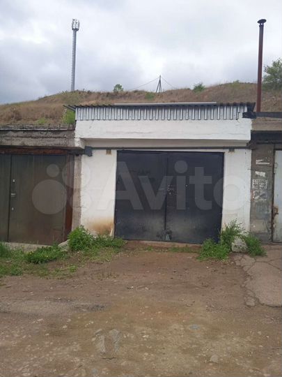 Гараж, > 30 м²