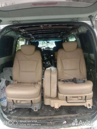 Разворотные сиденья Хундай Гранд Старекс