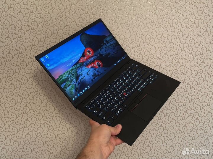 Thinkpad X1 Carbon Gen6 i5-7300u.8gb.256ssd FHDips