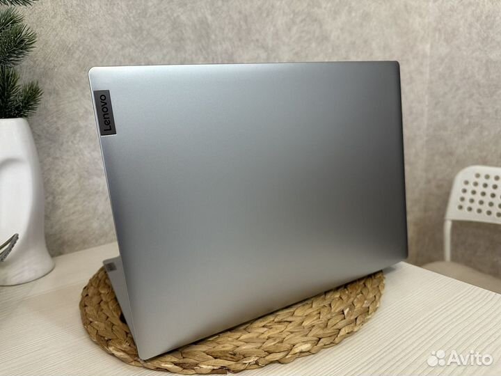 Ноутбук Lenovo IdeaPad 1 141GL05 (81VU00H3RU)