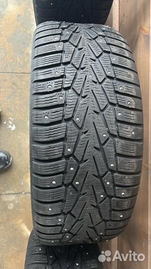 Nokian Tyres Hakkapeliitta 7 245/45 R19 102E