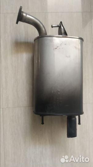 Левый бачок глушителя на Камри V50-55 выхлоп