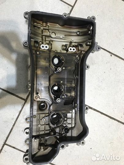 Крышка головки блока цилиндров правая Lexus Gs300