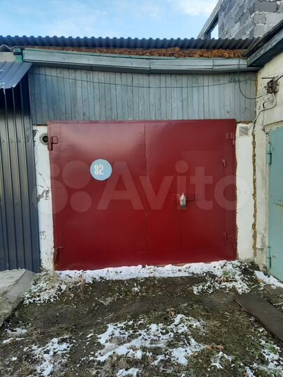 Гараж, > 30 м²