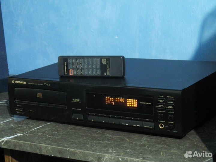 CD-плеер Pioneer PD-202