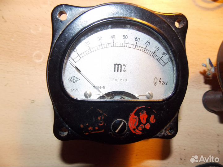 Приборы вольтметр, модулеметр