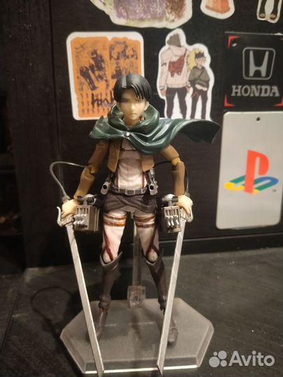 Аниме фигурка Леви из атаки титанов figma